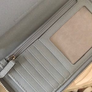 Michael Kors Bags - Wallet purse Michael Kors Bags - Wallet purse